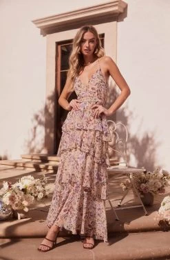 Rosana Floral Tiered Ruffle Maxi Dress -Chic Outfit Shop 22 01 26 LOOK 04 0100 35c57c13 c729 4e16 ae68 12a920dd5fc2