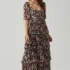 Gracelynn Tiered Short Sleeve Floral Maxi Dress 1 Gracelynn Tiered Short Sleeve Floral Maxi Dress -Chic Outfit Shop ACDR101841 BLACKPINKFLORAL 2
