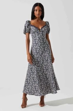 Sylvie Short Sleeve Sweetheart Neck Dress -Chic Outfit Shop ACDR101889SH NAVYDITSY 1