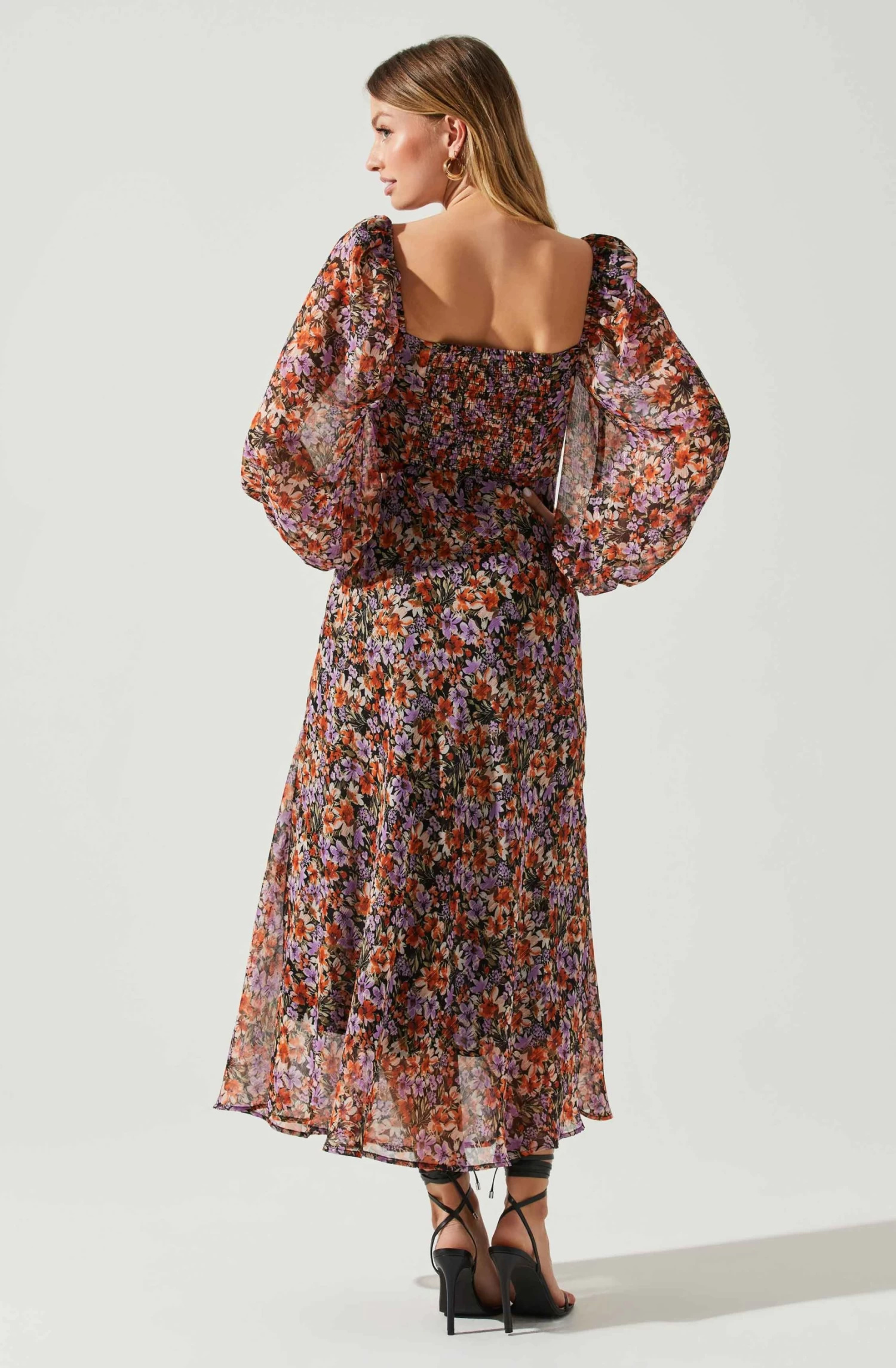 Sylvie Floral Puff Sleeve Midi Dress 8 Sylvie Floral Puff Sleeve Midi Dress - Image 6