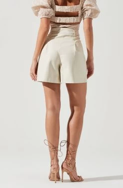 Wilma Faux Leather Shorts -Chic Outfit Shop ACP7242 IVORY 1484