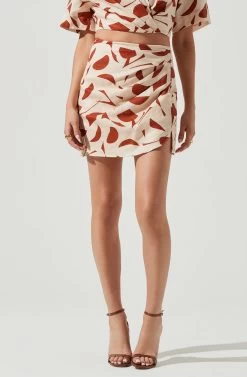 Nirina Abstract Print Mini Skirt -Chic Outfit Shop ACS9087 RUSTABSTRACT 3