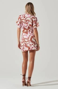 Oriana Abstract Print Mini Skirt 9 Oriana Abstract Print Mini Skirt -Chic Outfit Shop ACS9117 BROWNPINKGEO 4