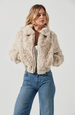 Suzanne Faux Fur Jacket 12 Suzanne Faux Fur Jacket -Chic Outfit Shop ACT15588C OATMEAL 2