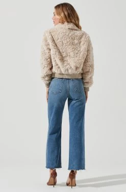 Suzanne Faux Fur Jacket 11 Suzanne Faux Fur Jacket -Chic Outfit Shop ACT15588C OATMEAL 5