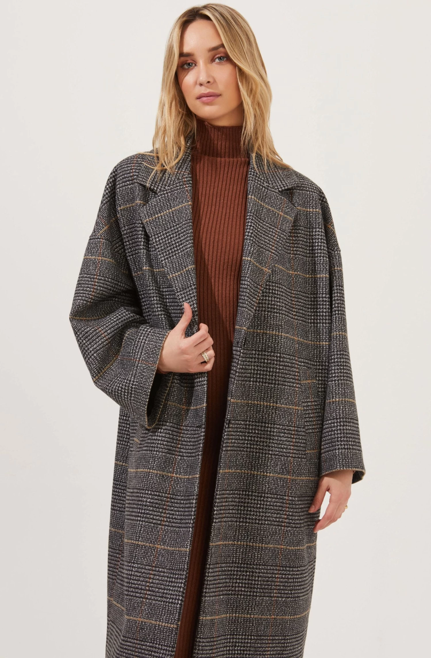 Evanston Plaid Oversized Coat 4 Evanston Plaid Oversized Coat - Image 2