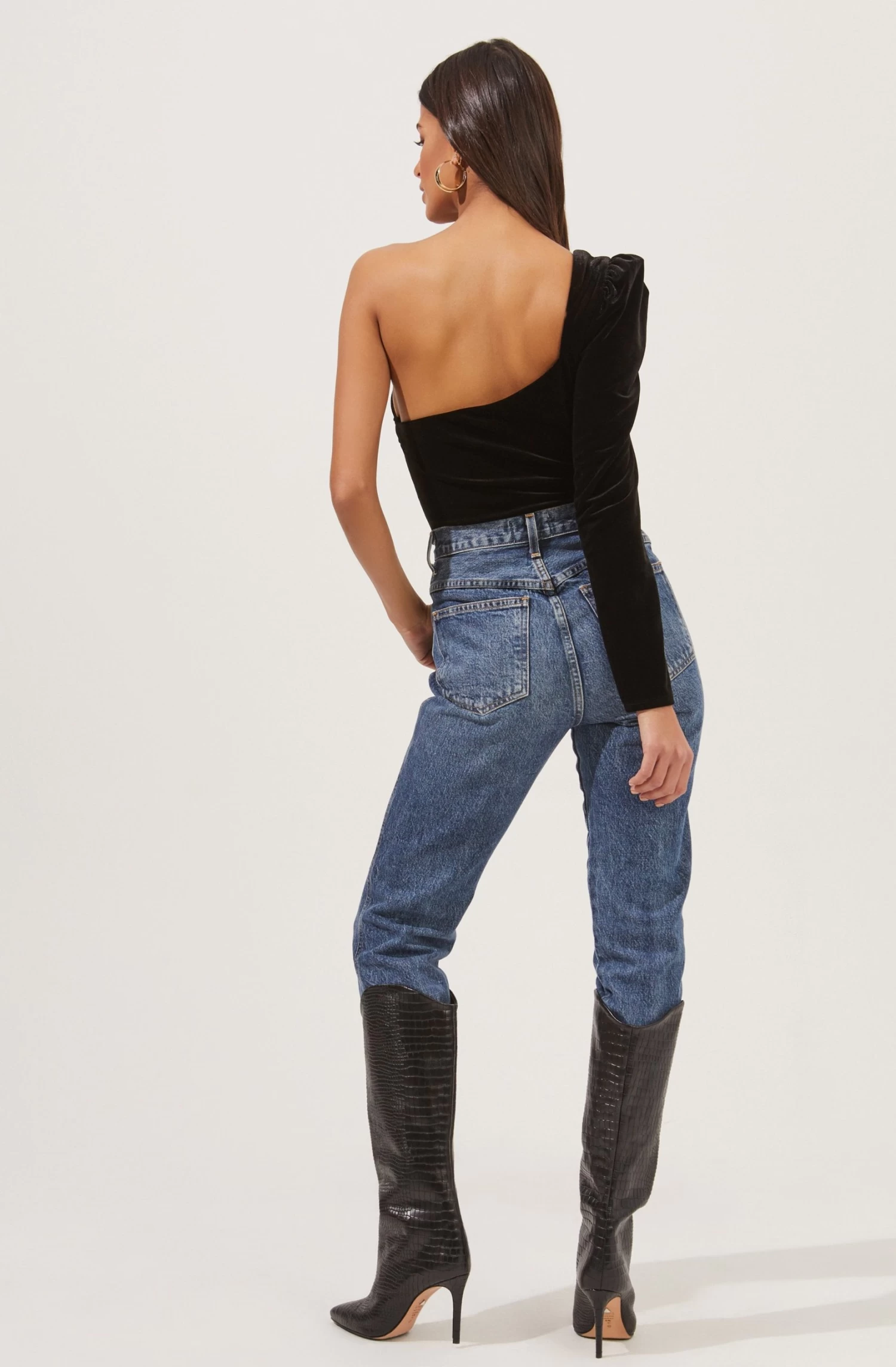 Elegance Velvet Single Sleeve Bodysuit 4 Elegance Velvet Single Sleeve Bodysuit - Image 2