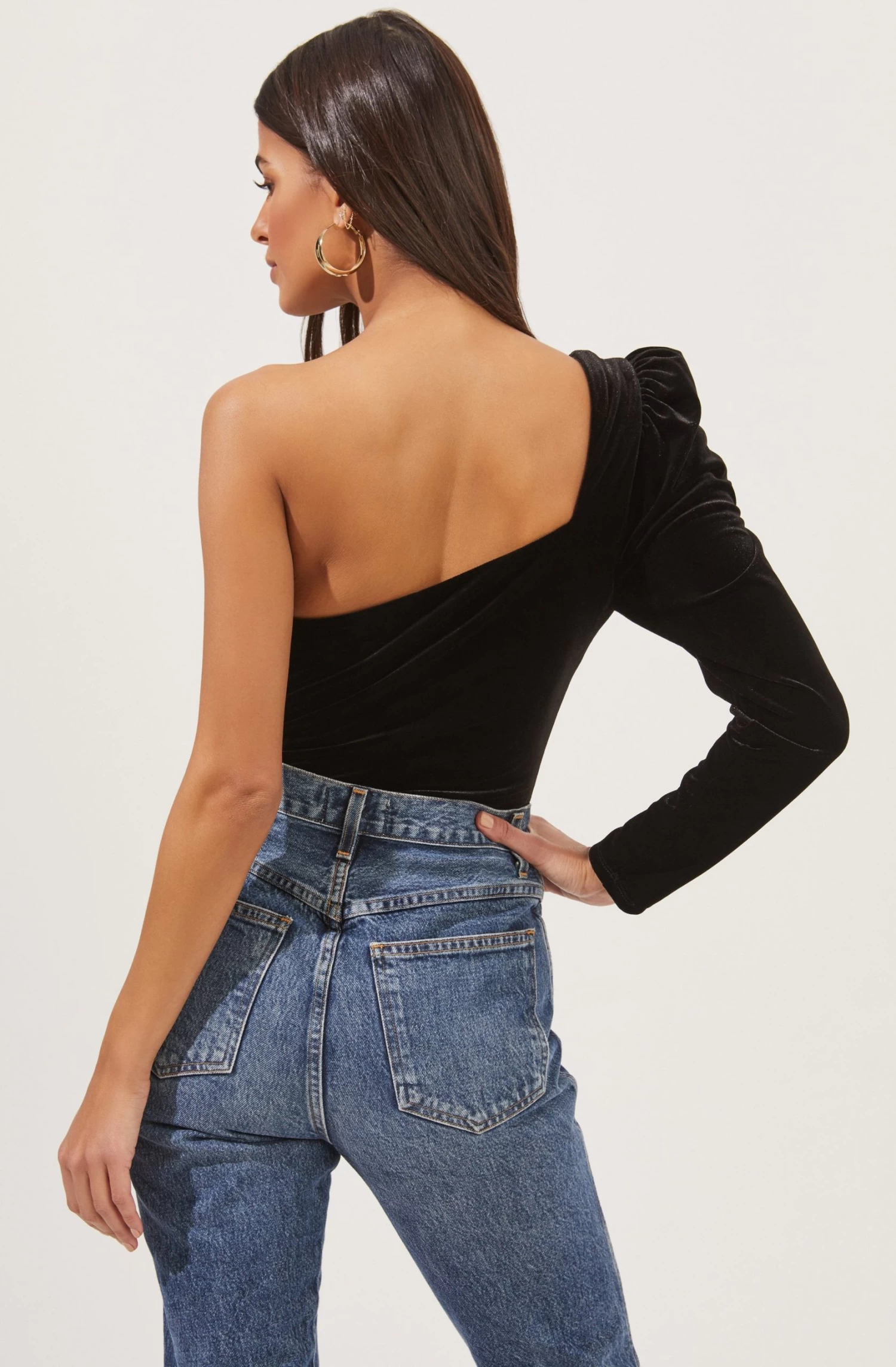 Elegance Velvet Single Sleeve Bodysuit 8 Elegance Velvet Single Sleeve Bodysuit - Image 6