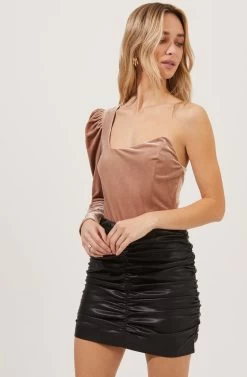 Elegance Velvet Single Sleeve Bodysuit 20 Elegance Velvet Single Sleeve Bodysuit -Chic Outfit Shop ACT16845 NUDEBLUSH 2