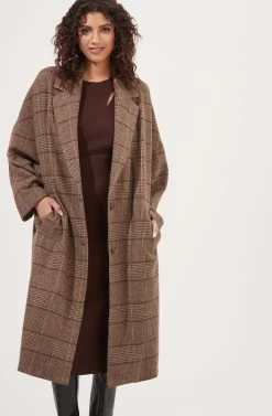 Dalary Plaid Oversized Coat