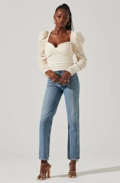 Caldwell Metallic Ruched Sweetheart Neck Top 23 Caldwell Metallic Ruched Sweetheart Neck Top -Chic Outfit Shop ACT16906 CREAM 2