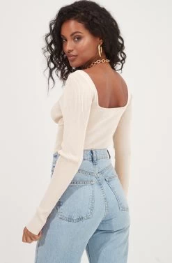 Tarzana Ribbed Knit Sweetheart Sweater 20 Tarzana Ribbed Knit Sweetheart Sweater -Chic Outfit Shop ACT16984 WHITE 6