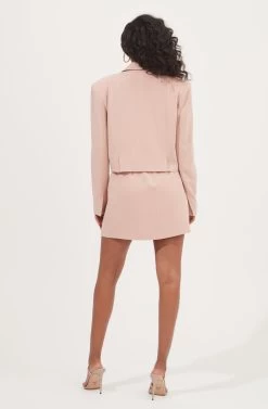 Woodbury Cropped Blazer -Chic Outfit Shop ACT16986 BLUSH 5