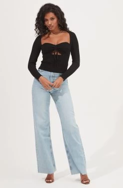 Cortana Cinched Front Cutout Sweater 17 Cortana Cinched Front Cutout Sweater -Chic Outfit Shop ACT16993 BLACK 2