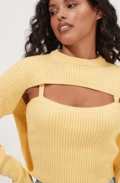 Astoria Attached Shrug Sweater 13 Astoria Attached Shrug Sweater -Chic Outfit Shop ACT17006 SUNSHINEYELLOW 3