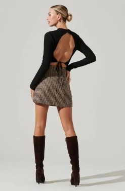 Kae Open Back Waffle Knit Crop Top -Chic Outfit Shop ACT17319 BLACK 13291