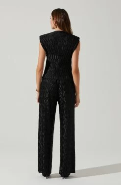 Jorja Textured Sleeveless Top -Chic Outfit Shop ACT17819 BLACK 6