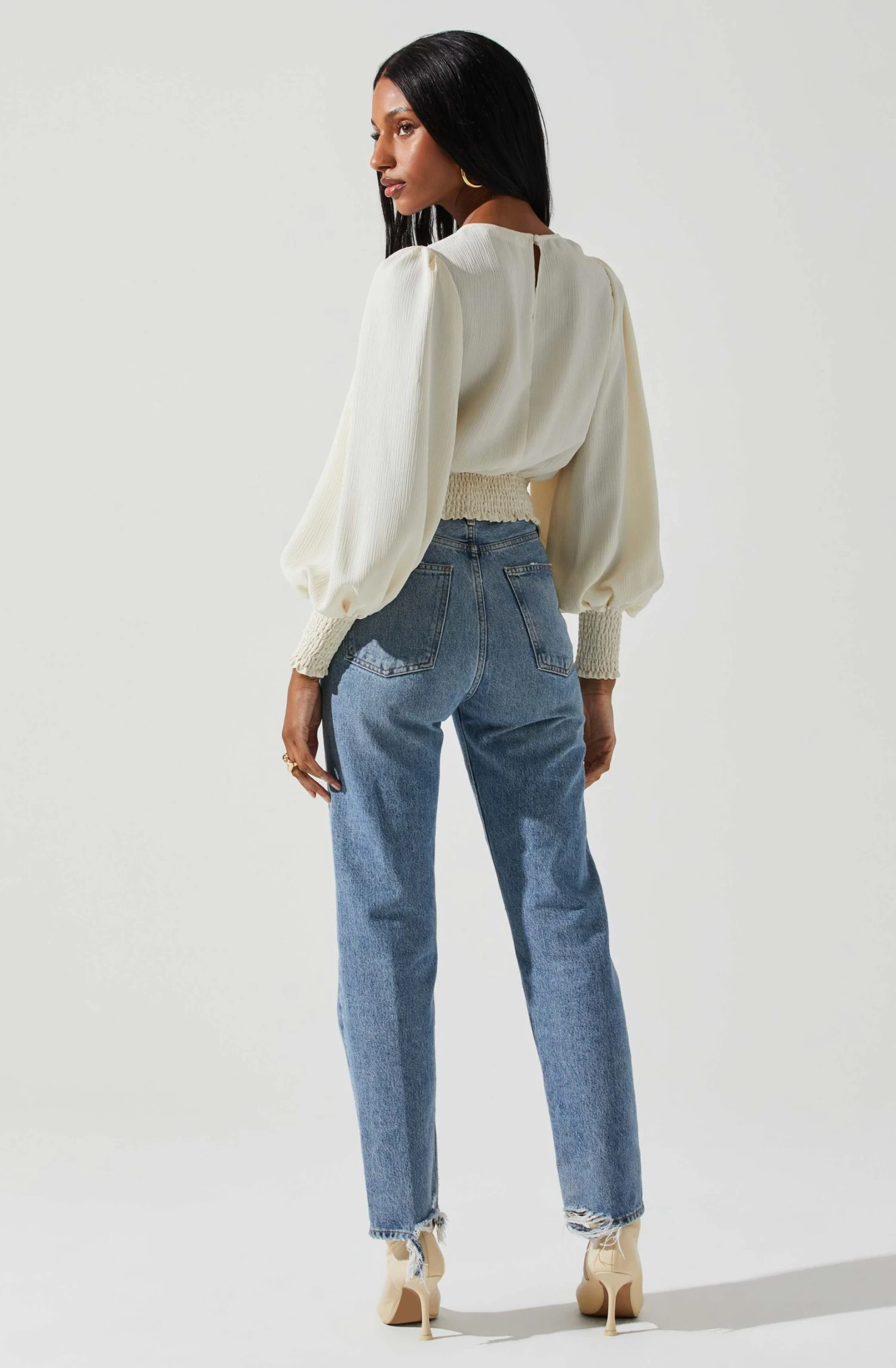 Wrenley Twist Front Puff Sleeve Top 13 Wrenley Twist Front Puff Sleeve Top - Image 11