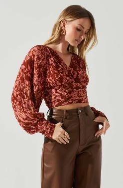 Pernilla Pleated Floral Puff Sleeve Top -Chic Outfit Shop ACT17858C RUSTFLORAL 3