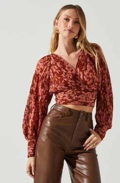 Pernilla Pleated Floral Puff Sleeve Top -Chic Outfit Shop ACT17858C RUSTFLORAL 4