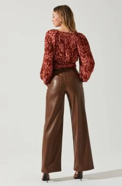 Pernilla Pleated Floral Puff Sleeve Top -Chic Outfit Shop ACT17858C RUSTFLORAL 6