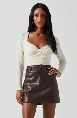 Ren Textured Sweetheart Long Sleeve Top -Chic Outfit Shop ACT17975 CREAM 3