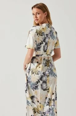 Floral Short Sleeve Wrap Front Maxi Dress 12 Floral Short Sleeve Wrap Front Maxi Dress -Chic Outfit Shop ADR101628 CHARCOALTAUPEFL 6