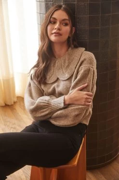 Dashwood Puff Sleeve Oversized Collar Sweater 13 Dashwood Puff Sleeve Oversized Collar Sweater -Chic Outfit Shop ASTR FALL21 33462 edited