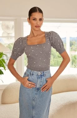 Kinsley Square Neck Pearl Sweater -Chic Outfit Shop ASTR 06072023 FALLINSIDE 6077