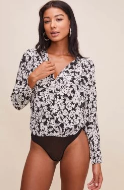 Drape Front Long Sleeve Bodysuit -Chic Outfit Shop AT15181 003 BLACKIVORYFLORAL 8