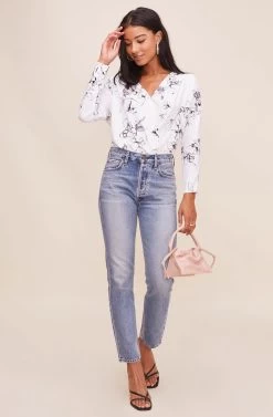 Drape Front Long Sleeve Bodysuit -Chic Outfit Shop AT15181 003 IVORYSKETCHFLORAL 4