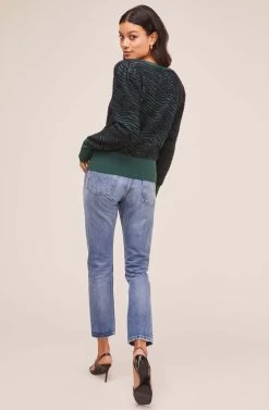 Tiger Pullover Sweater -Chic Outfit Shop AT15617 HUNTER GREEN 3