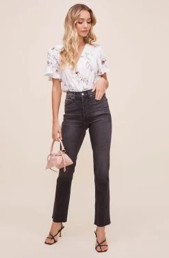 Flutter Sleeve Surplice Floral Top -Chic Outfit Shop AT15688B WHITE PINK SKETCH FLORAL 2