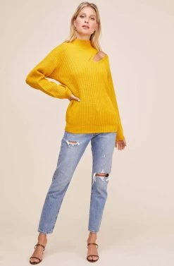 Cutout Turtleneck Sweater 38 Cutout Turtleneck Sweater -Chic Outfit Shop AT15729B MUSTARD 1