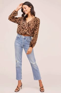 Lourdes Leopard Top -Chic Outfit Shop AT15816 LEOPARD BURNOUT 2