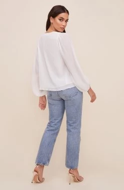 Volume Sleeve V Neck Top -Chic Outfit Shop AT16511 003 IVORY 5