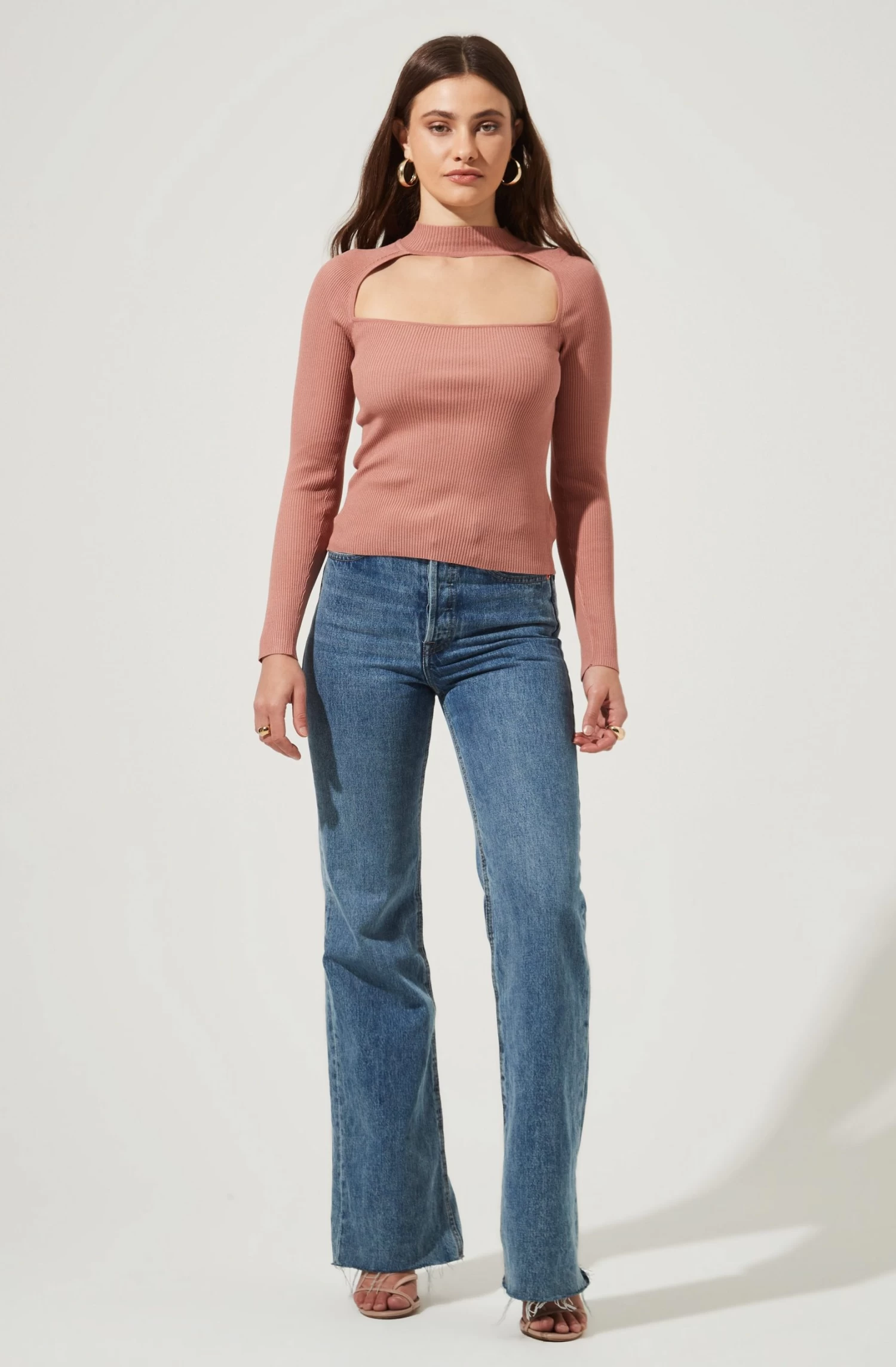 Cut Out Square-Neck Top 11 Cut Out Square-Neck Top - Image 9