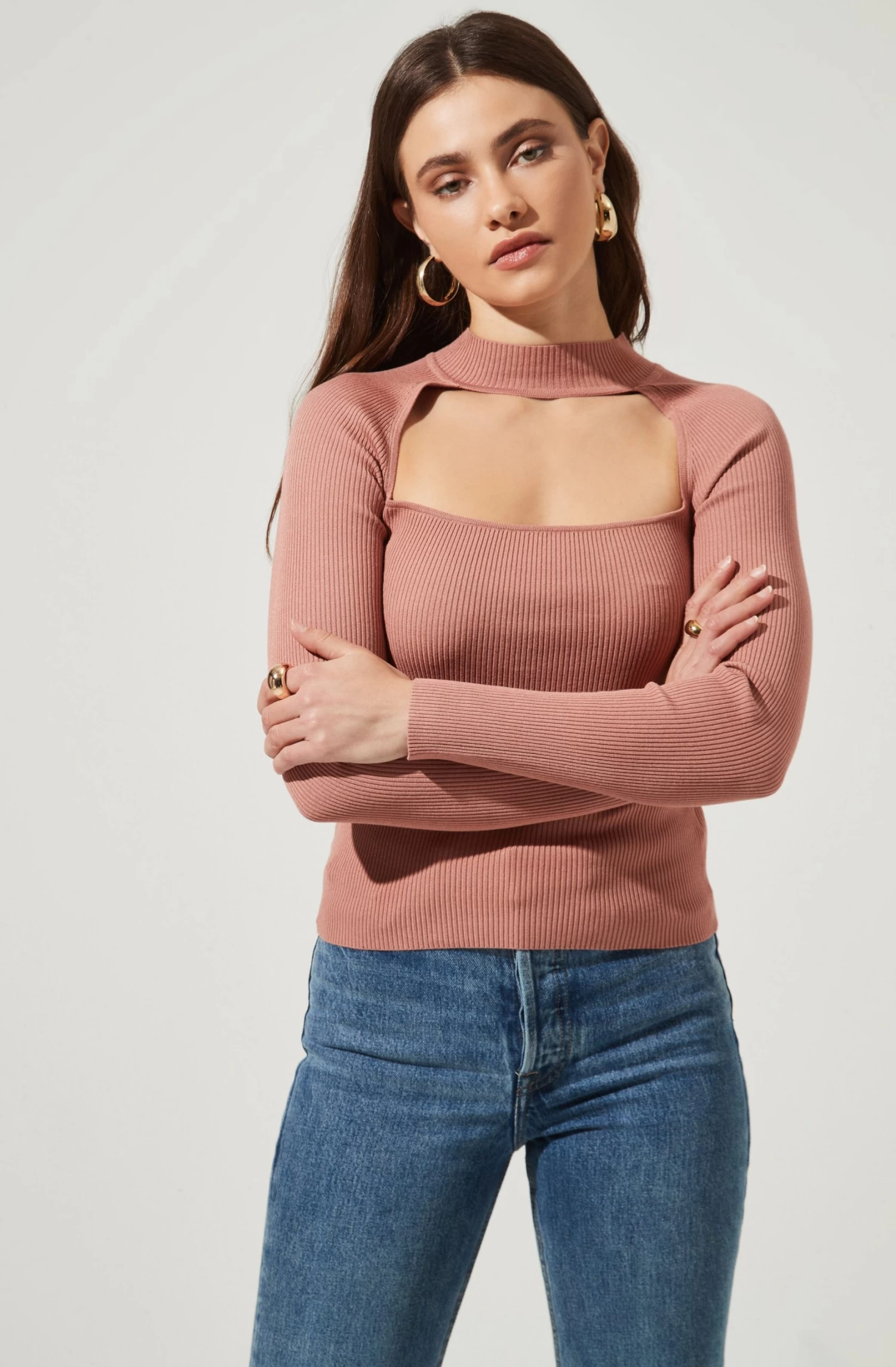 Cut Out Square-Neck Top 12 Cut Out Square-Neck Top - Image 10