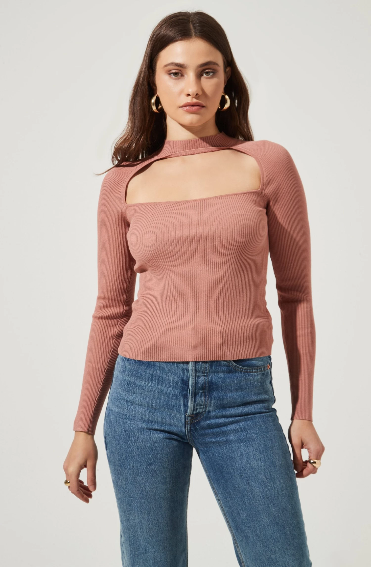 Cut Out Square-Neck Top 9 Cut Out Square-Neck Top - Image 7