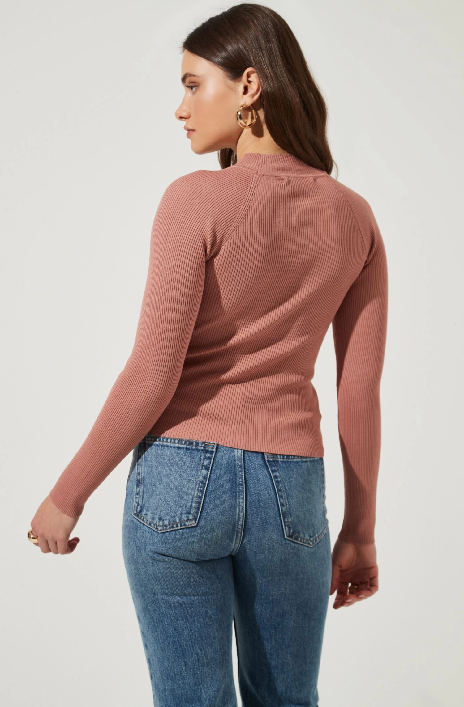 Cut Out Square-Neck Top 14 Cut Out Square-Neck Top - Image 12