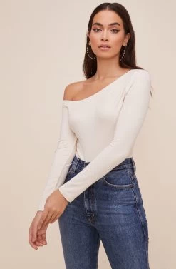 Kaia One Shoulder Bodysuit -Chic Outfit Shop AT16630 ECRU 3