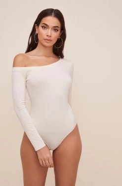Kaia One Shoulder Bodysuit -Chic Outfit Shop AT16630 ECRU 6