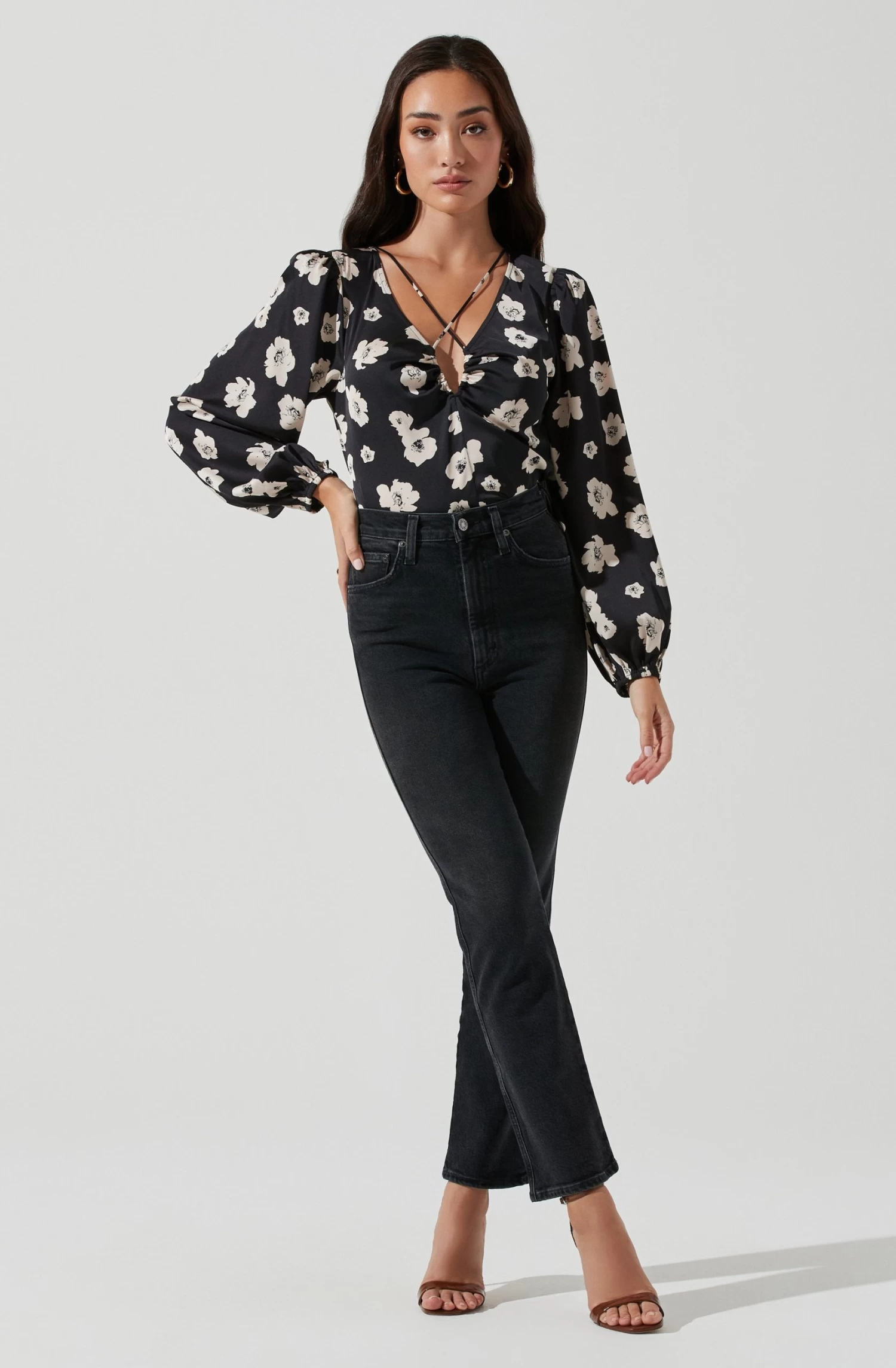 Key Hole Cutout Long Sleeve Top 18 Key Hole Cutout Long Sleeve Top - Image 16