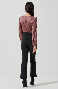 Key Hole Cutout Long Sleeve Top 41 Key Hole Cutout Long Sleeve Top -Chic Outfit Shop AT17111 MAUVE 1176