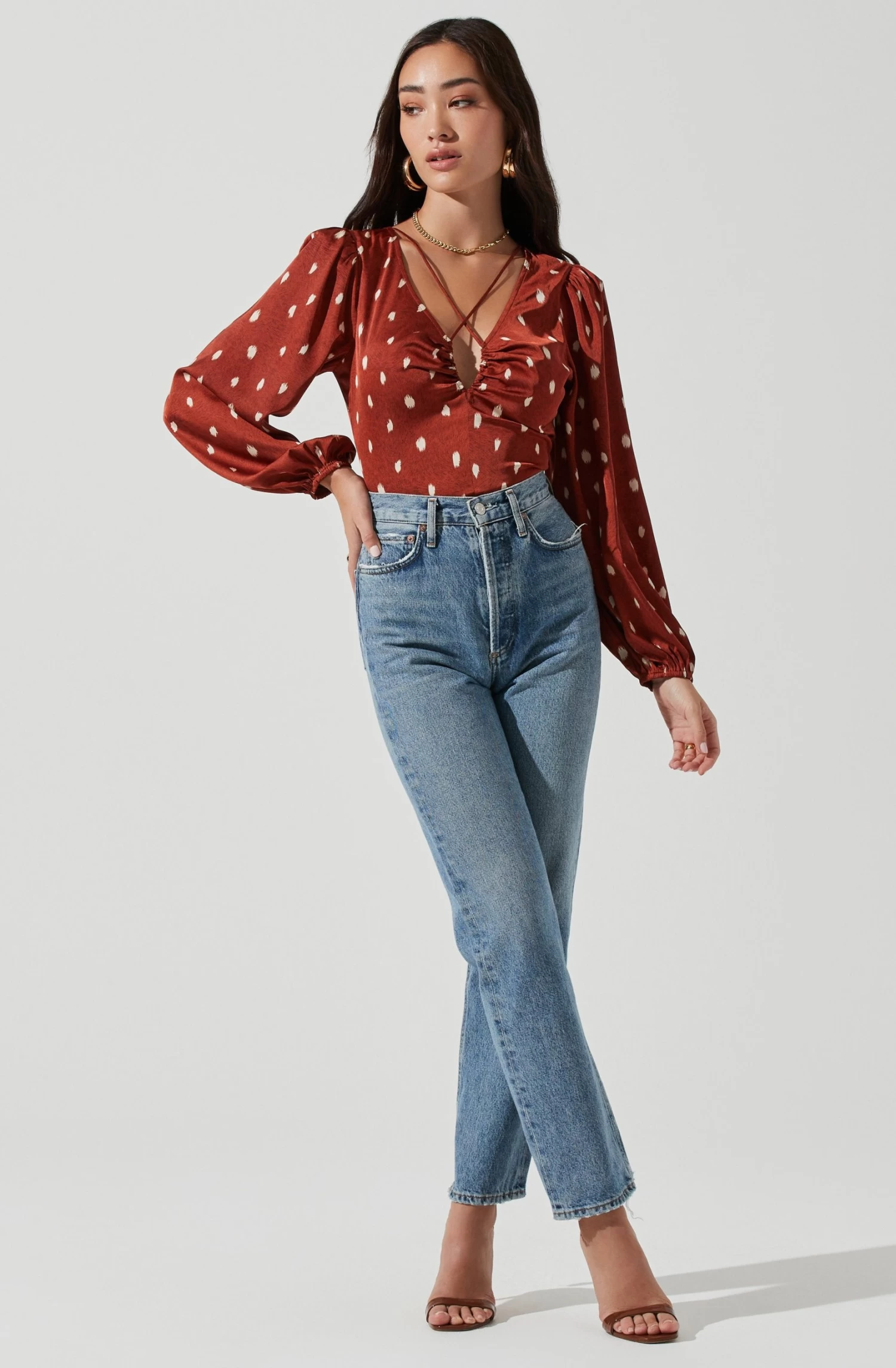 Key Hole Cutout Long Sleeve Top 6 Key Hole Cutout Long Sleeve Top - Image 4