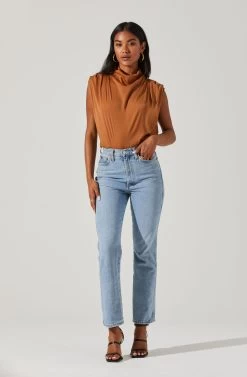 Cowl Neck Sleeveless Top 27 Cowl Neck Sleeveless Top -Chic Outfit Shop AT17256 BROWN 2