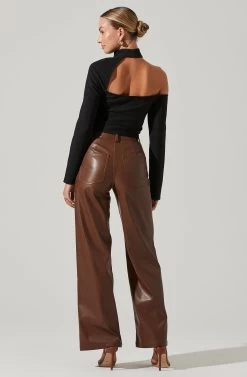 Cutout Turtle Neck Sweater 8 Cutout Turtle Neck Sweater -Chic Outfit Shop AT17342 BLACK 4