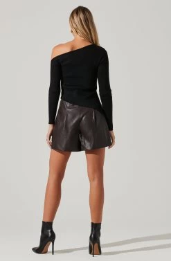 Off Shoulder Ribbed Knit Sweater 17 Off Shoulder Ribbed Knit Sweater -Chic Outfit Shop AT17433A BLACK 4