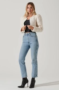 Lucia Quilted Cropped Puff Sleeve Jacket 16 Lucia Quilted Cropped Puff Sleeve Jacket -Chic Outfit Shop AT17627 OFFWHITE 1